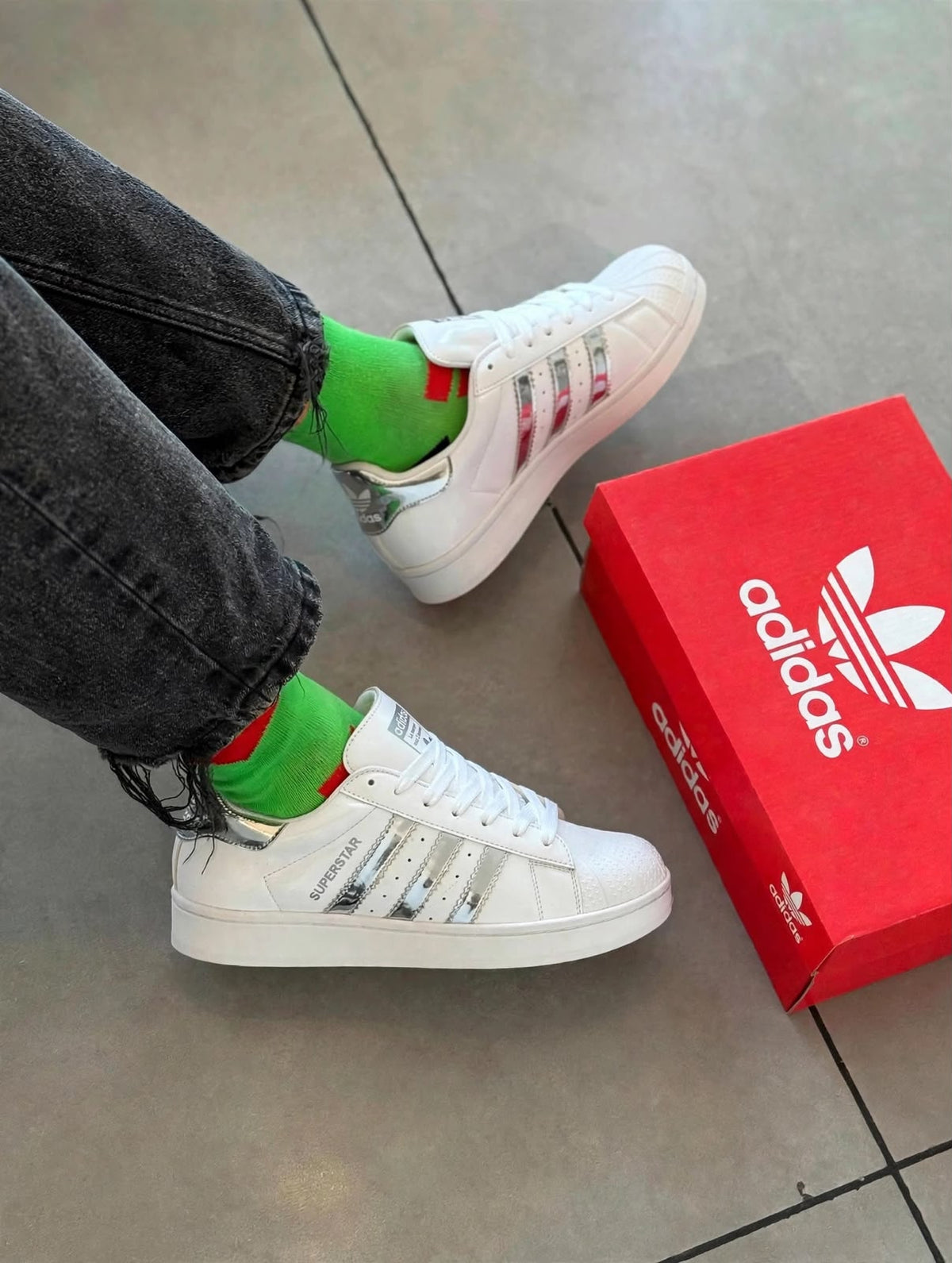ADIDAS SUPERSTAR