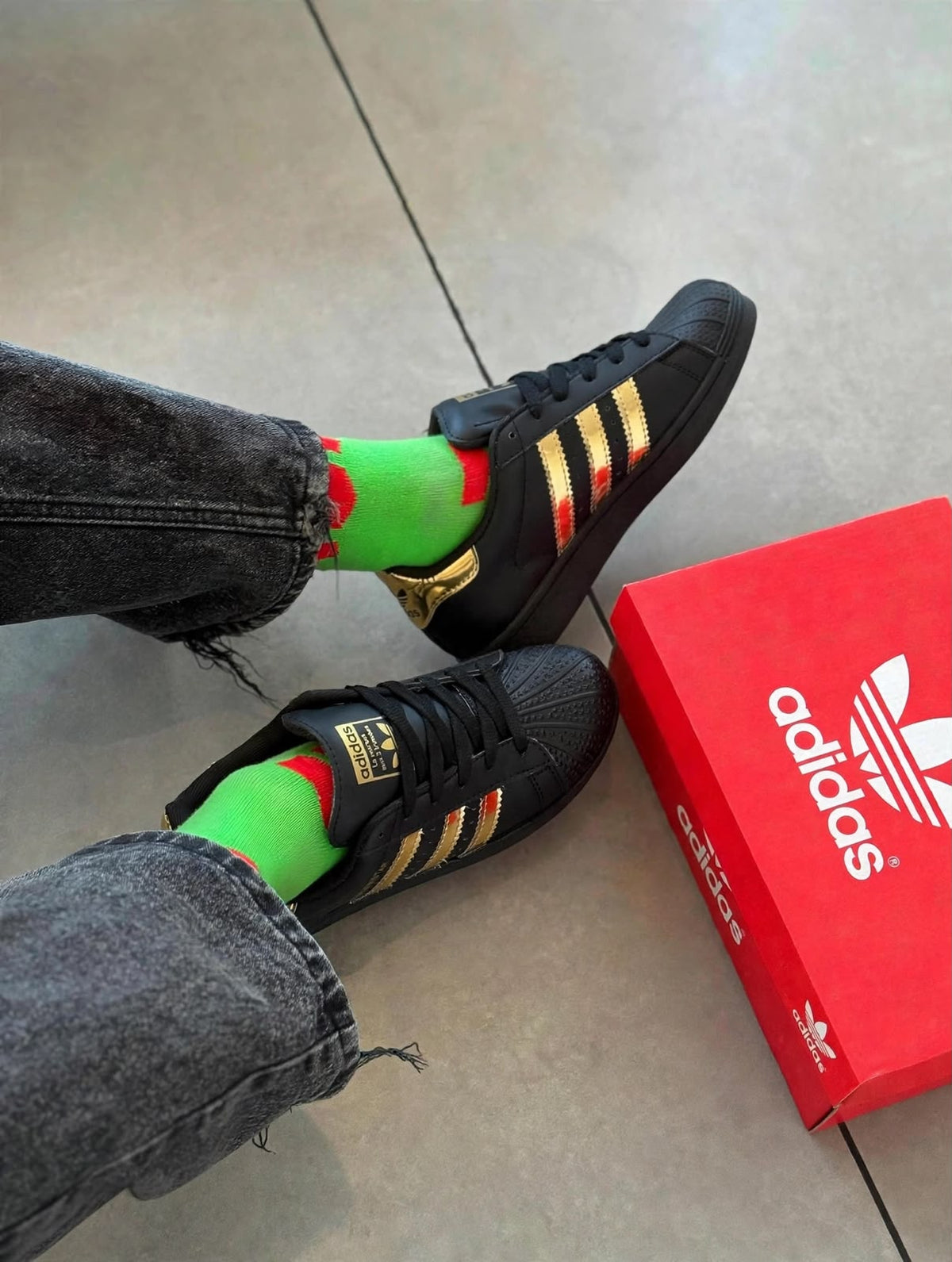 ADIDAS SUPERSTAR