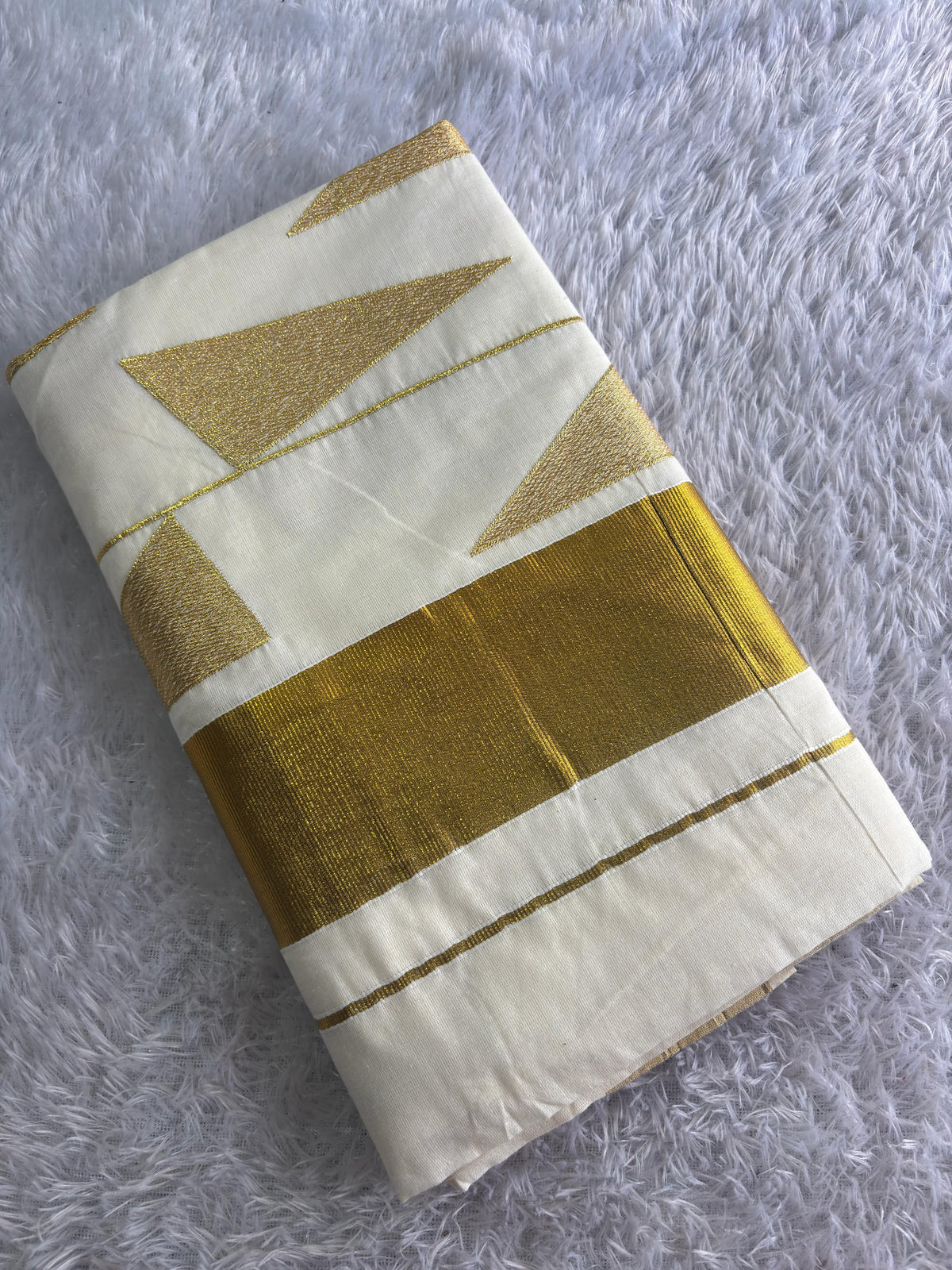 Diamond gold kasavu Embroidery cotton saree