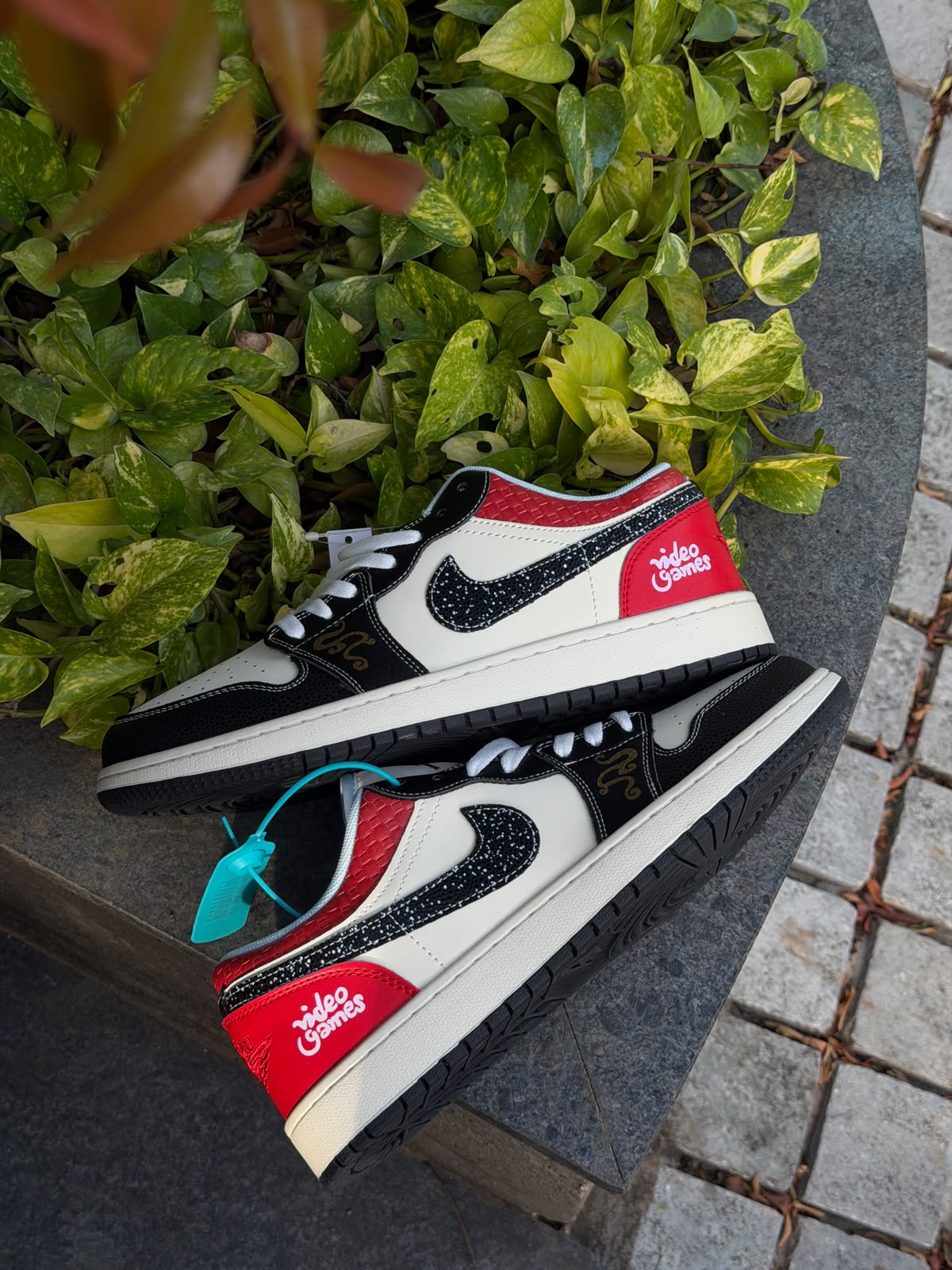 JORDAN LOW