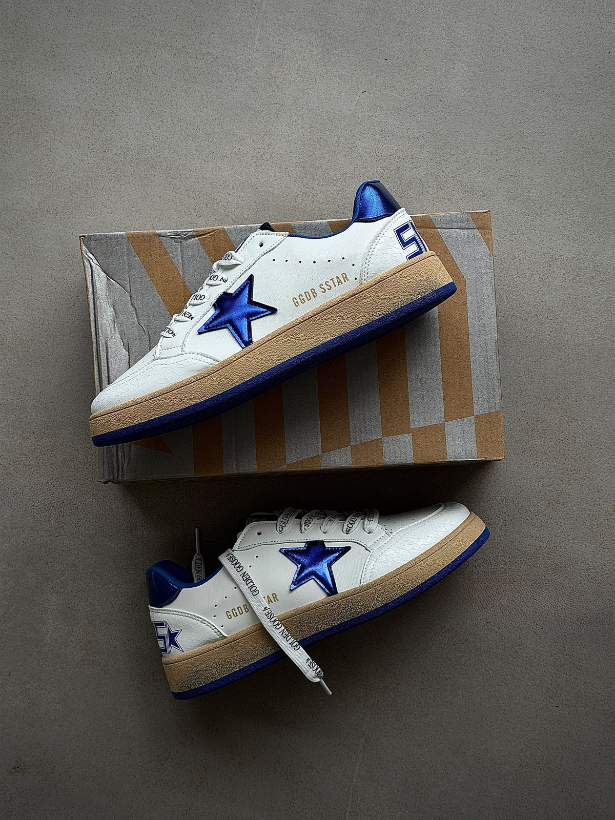 GOLDEN GOOSE
